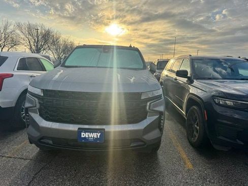 Used 2022 Chevrolet Tahoe RST w/ Luxury Package image 7