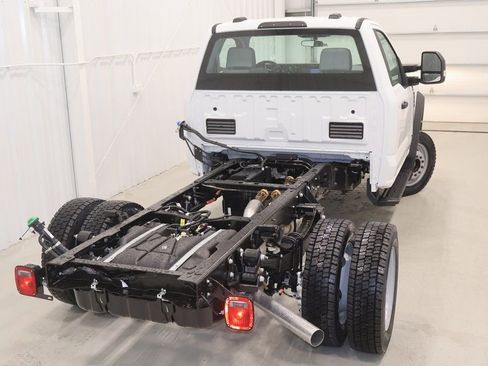 New 2026 Ford F550 4x4 Regular Cab Super Duty image 26