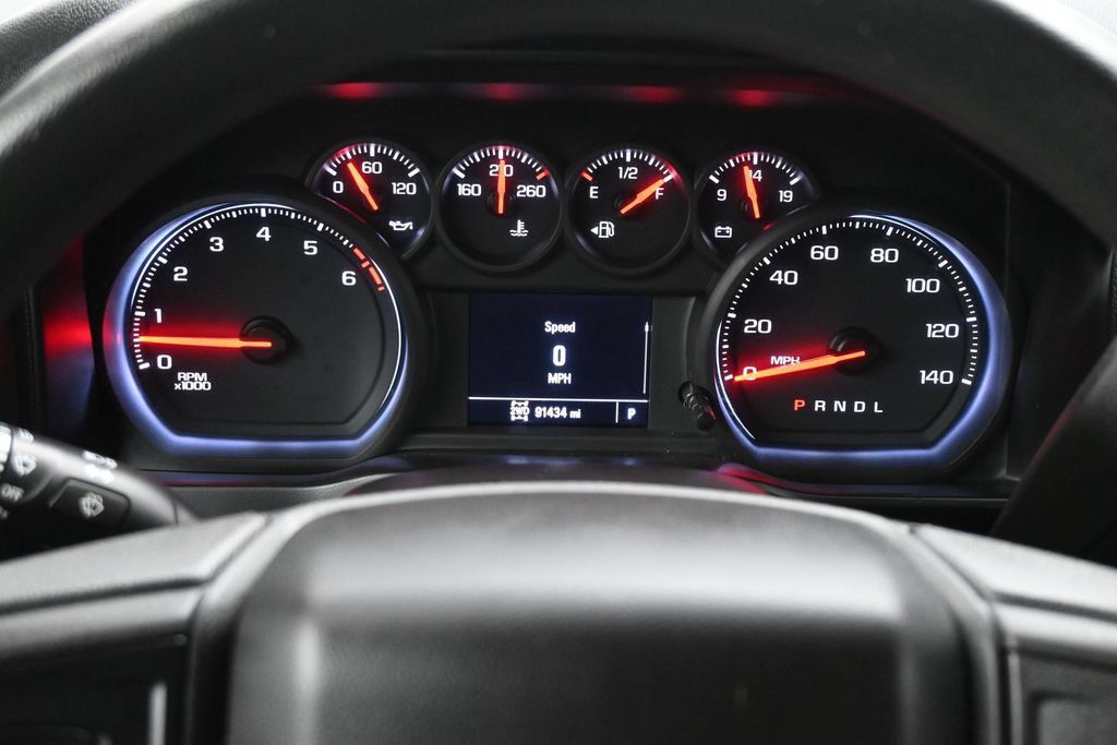 Used 2019 Chevrolet Silverado 1500 W/T w/ WT Convenience Package AWD/4WD image 7