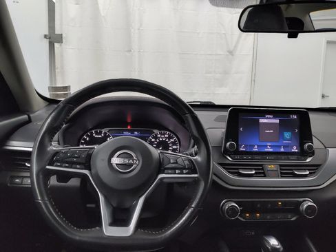 Used 2023 Nissan Altima 2.5 SR FWD image 22
