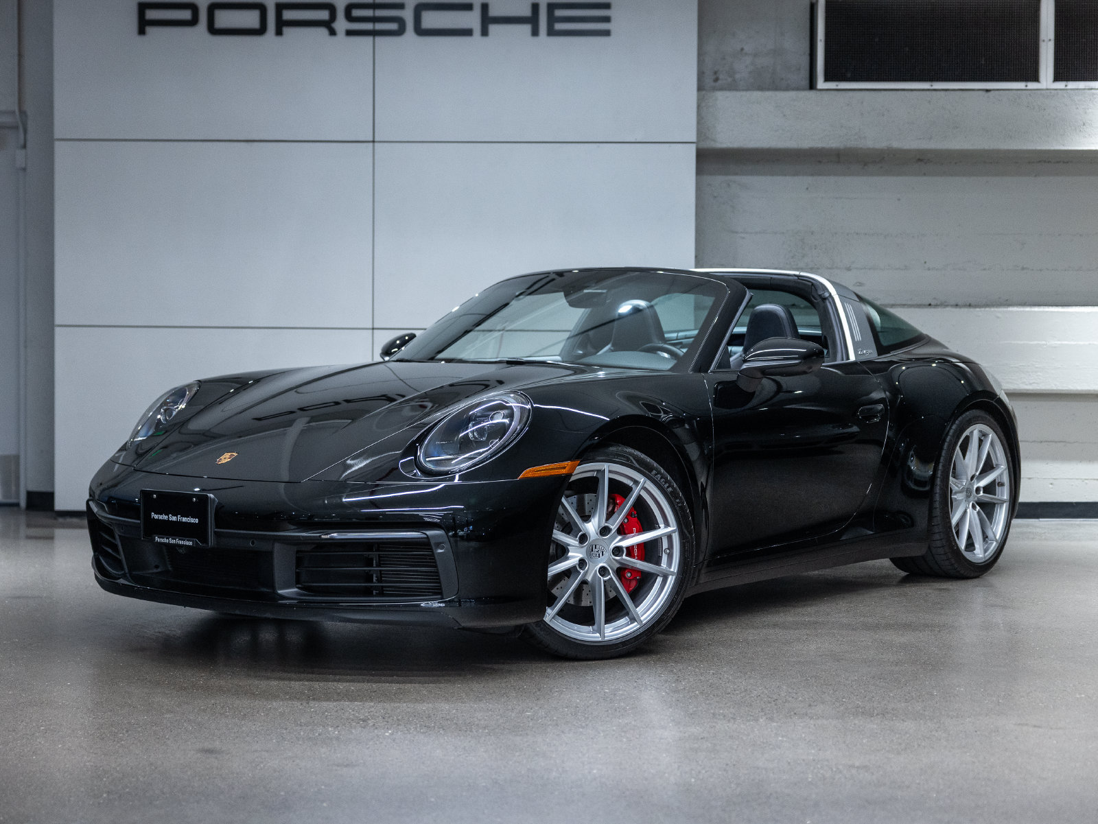 Certified 2024 Porsche 911 Targa 4S AWD/4WD image 1