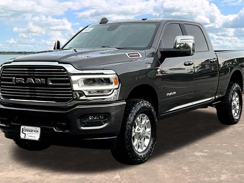 Used 2024 RAM 2500 Laramie AWD/4WD image 4
