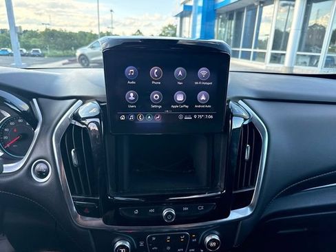 Used 2020 Chevrolet Traverse RS w/ LPO, Floor Liner Package AWD/4WD image 16