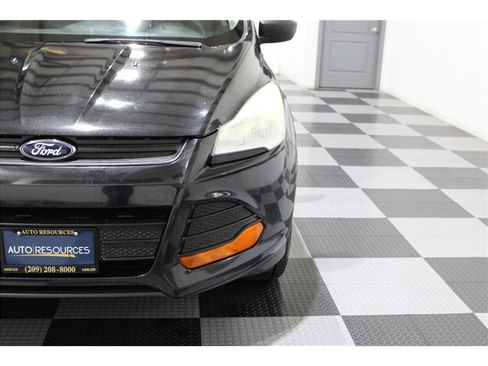 Used 2013 Ford Escape S image 8