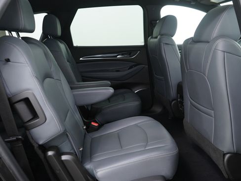 Used 2023 Buick Enclave Essence w/ Experience Buick Package image 15