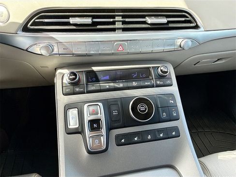 Used 2021 Hyundai Palisade Calligraphy image 18