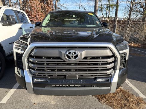 Used 2024 Toyota Tundra Limited w/ Power Package image 3