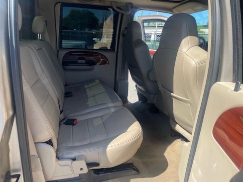 Used 2006 Ford F250 Lariat AWD/4WD image 14
