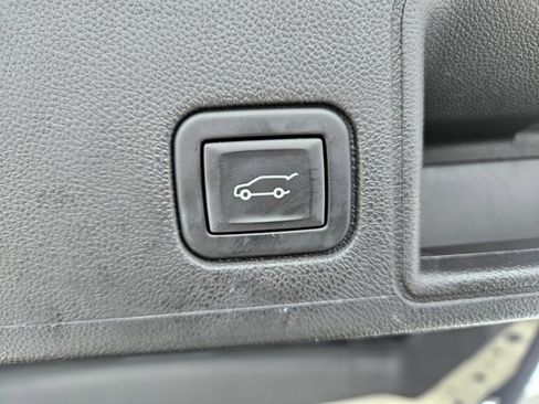 Certified 2023 GMC Terrain AT4 w/ Infotainment Package II image 16