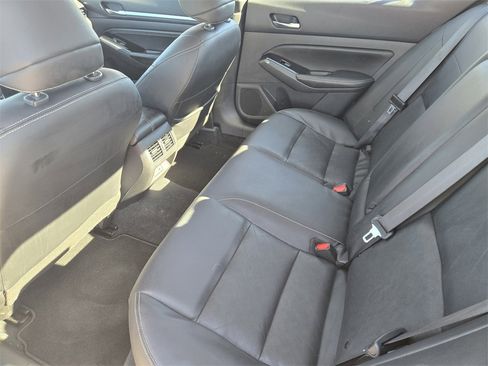 Used 2023 Nissan Altima 2.5 SL image 30