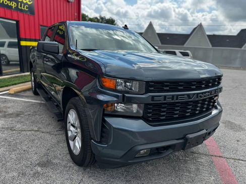 Used 2020 Chevrolet Silverado 1500 Custom w/ Custom Value Package RWD image 5