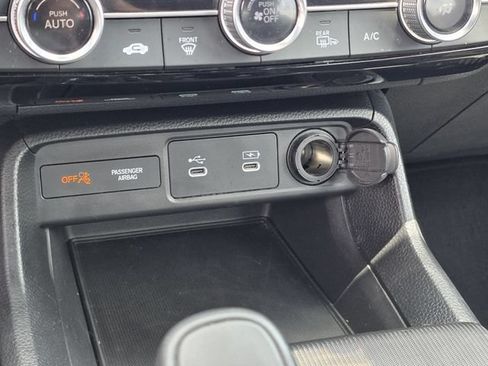 Used 2025 Honda Civic Sport image 19