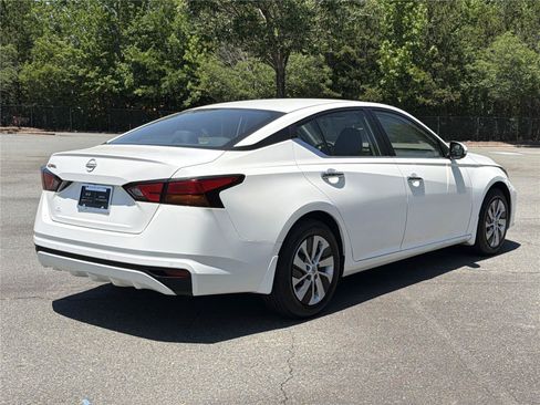 Used 2023 Nissan Altima 2.5 S FWD image 24