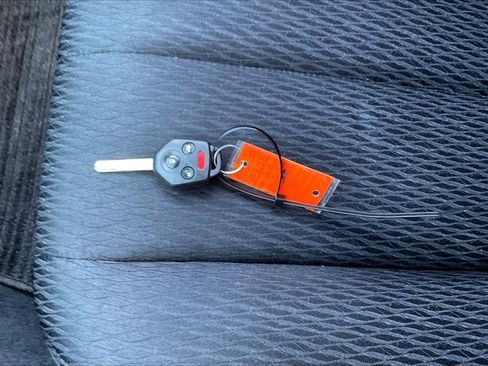 Used 2010 Subaru Legacy 2.5i Premium image 32