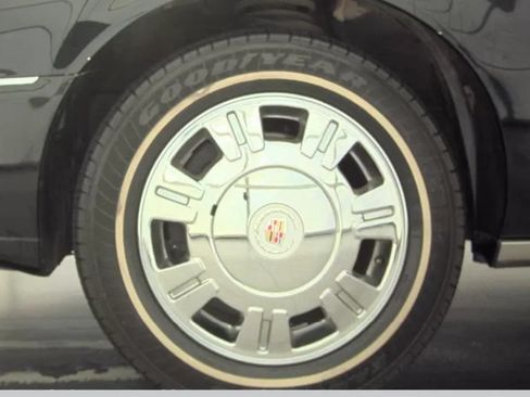Used 2011 Cadillac DTS Hearse FWD image 11