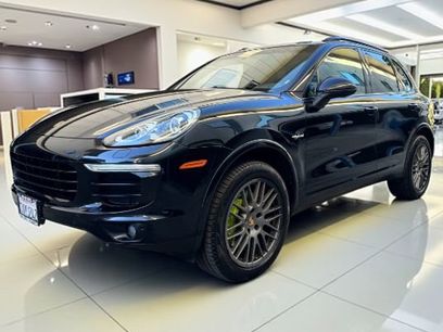 Used 2017 Porsche Cayenne S Platinum