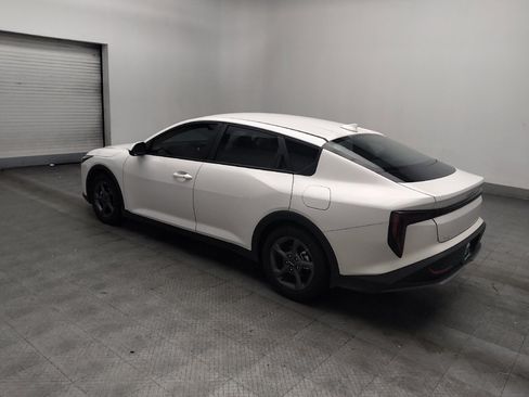 Used 2025 Kia K4 FWD image 3