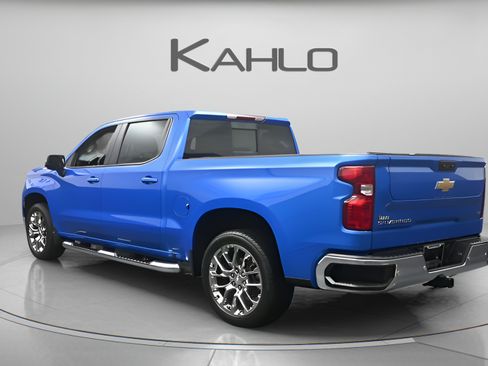 Used 2025 Chevrolet Silverado 1500 LT w/ Safety Package AWD/4WD image 11