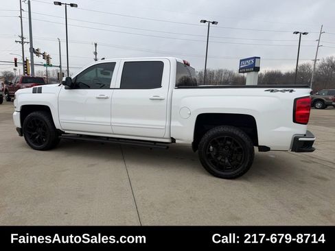 Used 2018 Chevrolet Silverado 1500 LT w/ All Star Edition image 10