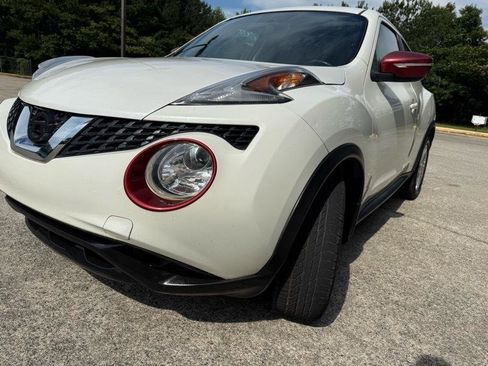 Used 2015 Nissan Juke SV FWD image 15