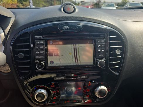 Used 2017 Nissan Juke SV w/ Technology Package image 24