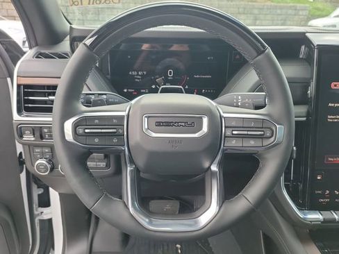 New 2026 GMC Yukon XL Denali w/ Denali Reserve Package AWD/4WD image 22