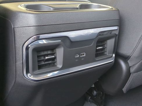 New 2026 GMC Sierra 1500 Elevation image 23