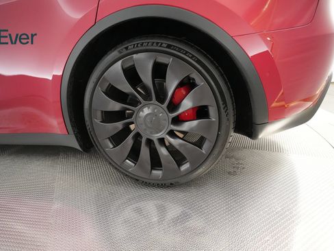 Used 2022 Tesla Model Y Performance AWD/4WD image 21