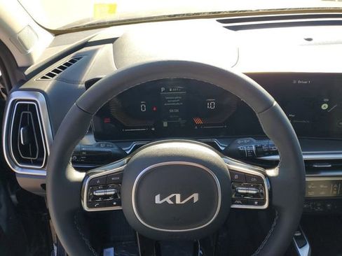 New 2025 Kia Sorento S w/ Panoramic Sunroof Package image 13