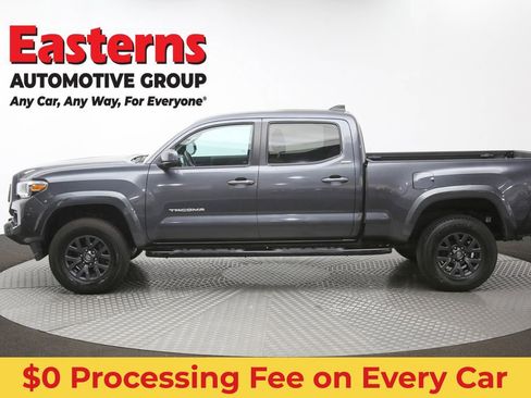 Used 2020 Toyota Tacoma SR5 AWD/4WD image 60