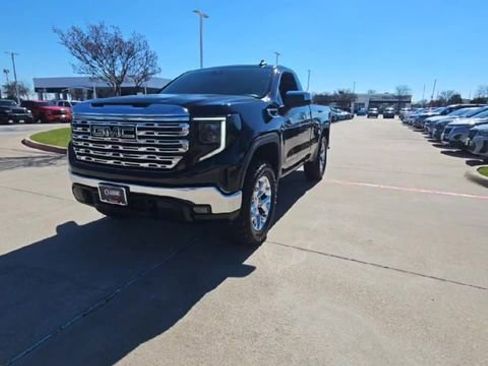 Used 2024 GMC Sierra 1500 Pro w/ Pro Value Package image 3