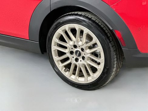 Certified 2025 MINI Cooper S FWD image 30