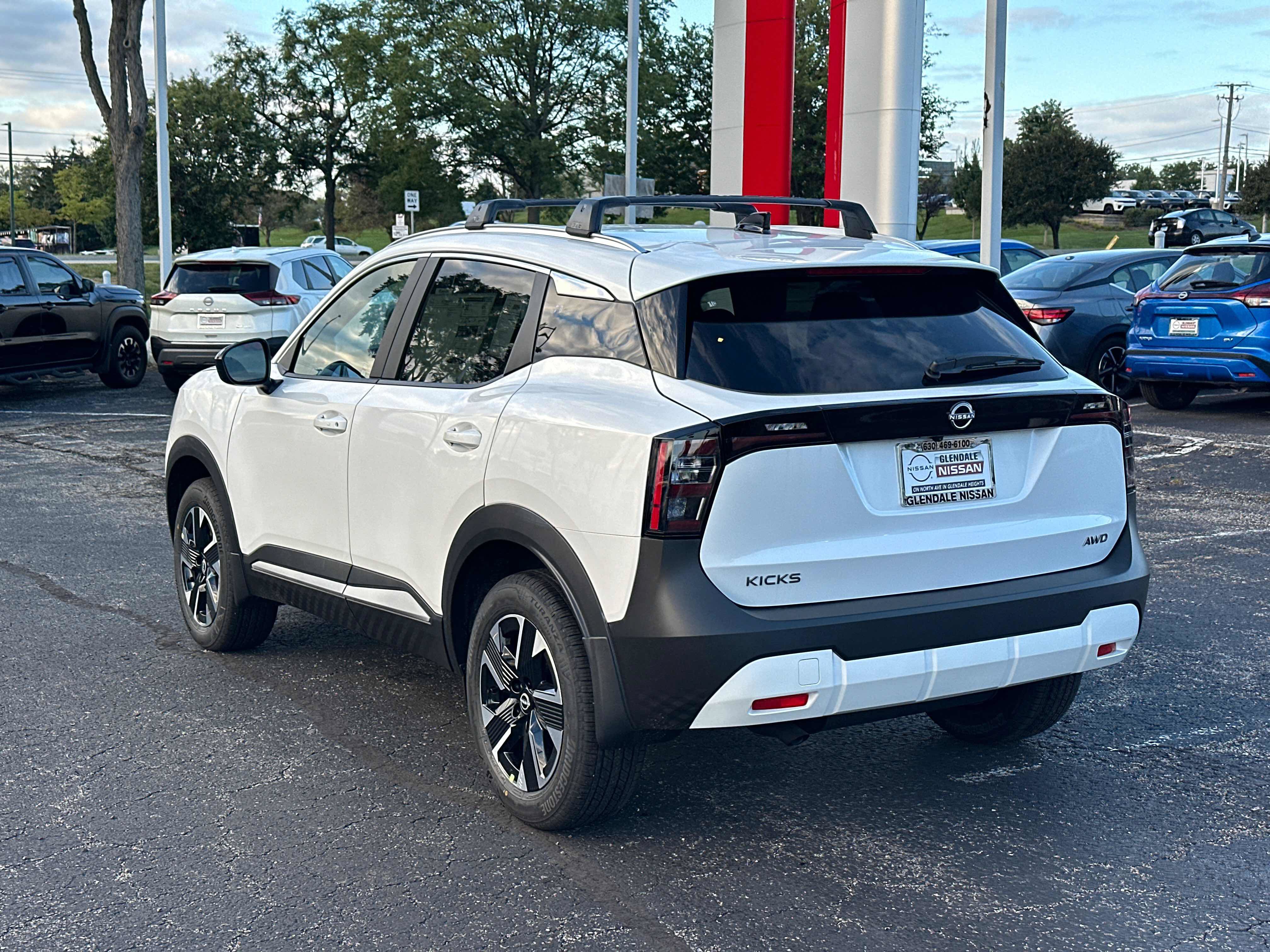 New 2027 Nissan Kicks SV AWD/4WD image 6