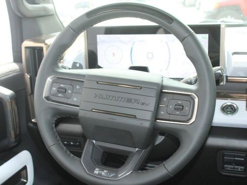 New 2025 GMC Hummer EV 3X w/ Extreme Off-Road Package image 7