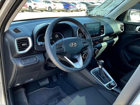 New 2026 Hyundai Venue SEL image 20