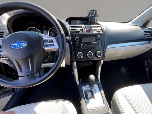 Used 2014 Subaru Forester 2.5i Premium w/ All-Weather Package AWD/4WD image 7