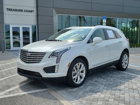 Used 2019 Cadillac XT5 Platinum AWD/4WD image 1
