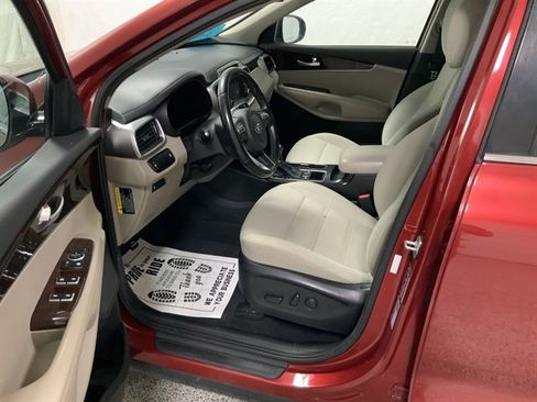Used 2017 Kia Sorento FWD w/ LX Convenience Package image 15