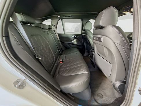 New 2026 BMW X5 xDrive50e w/ Premium Package image 29