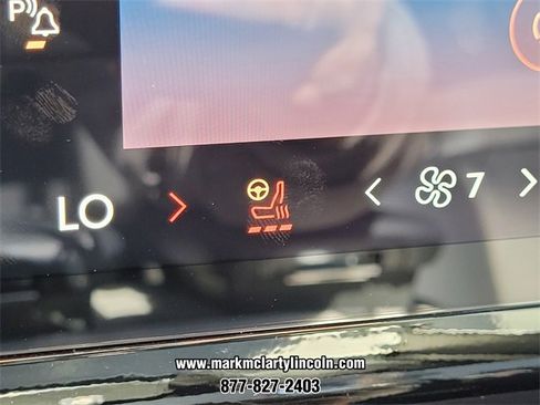 New 2025 Lincoln Navigator L Reserve w/ Jet Appearance Package image 18