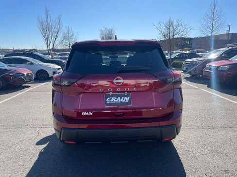 Used 2025 Nissan Rogue SV image 6
