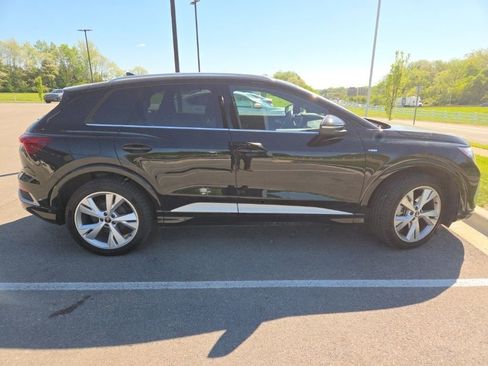 Used 2023 Audi Q4 e-tron Premium Plus AWD/4WD image 2