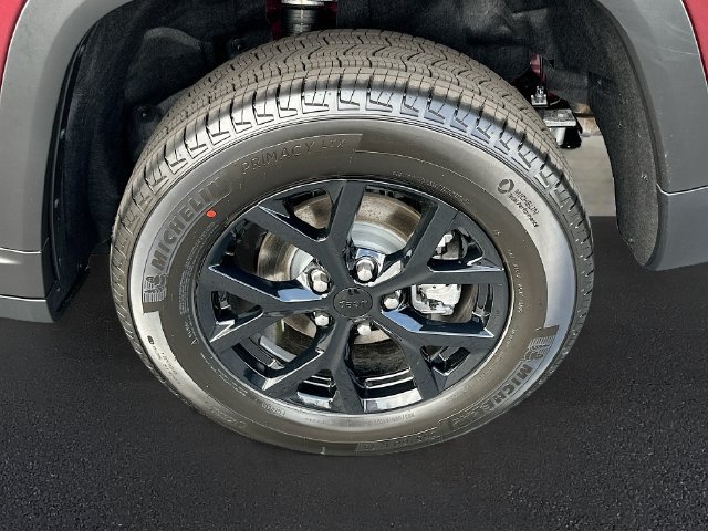 New 2026 Jeep Grand Cherokee Altitude AWD/4WD image 20