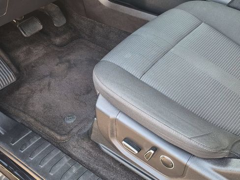 Used 2015 Ford F150 XLT w/ Equipment Group 302A Luxury RWD image 27