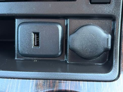 Used 2015 Chevrolet Traverse LT w/ Style and Technology Package image 50