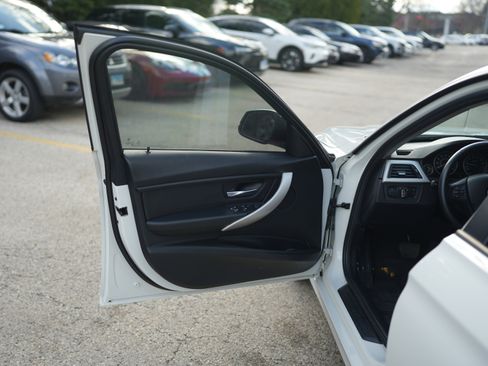 Used 2016 BMW 320i xDrive Sedan image 27