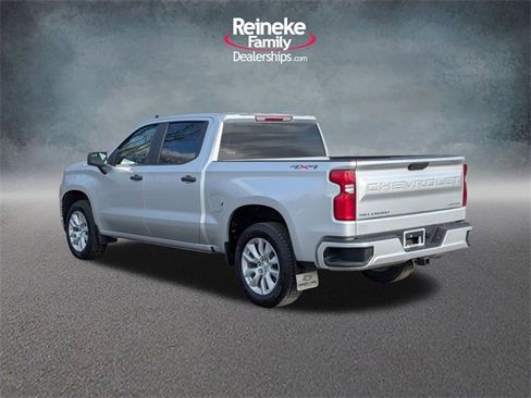 Used 2022 Chevrolet Silverado 1500 Custom image 8
