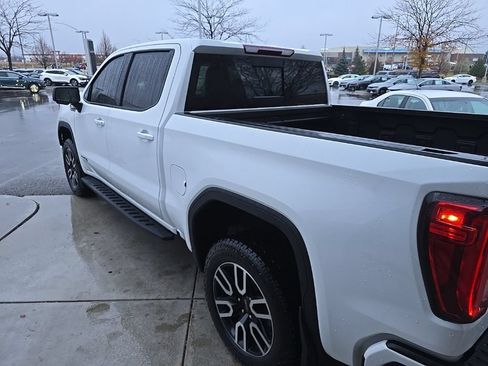 Used 2025 GMC Sierra 1500 AT4 w/ AT4 Premium Package AWD/4WD image 5