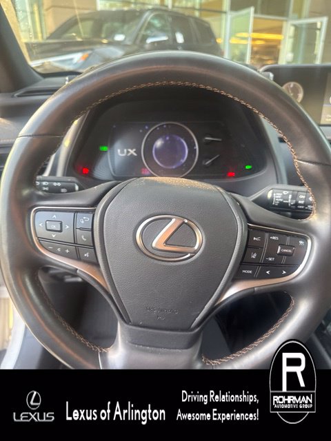 Used 2022 Lexus UX 250h w/ Premium Package AWD/4WD image 9