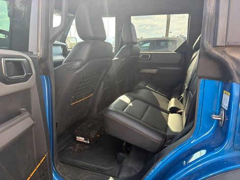 Used 2021 Ford Bronco Badlands AWD/4WD image 3